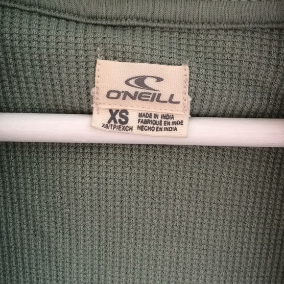 O’Neill Cardigan - Picture 2 of 6